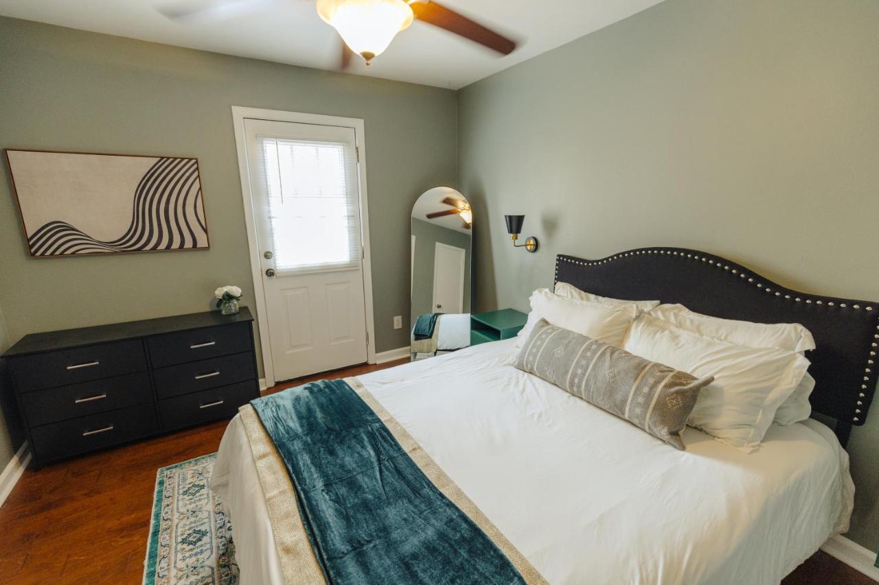 Centrally Located 2Br Overton Square Unit 1 Fast Wifi Free Parking Yes Pets Memphis Exteriér fotografie